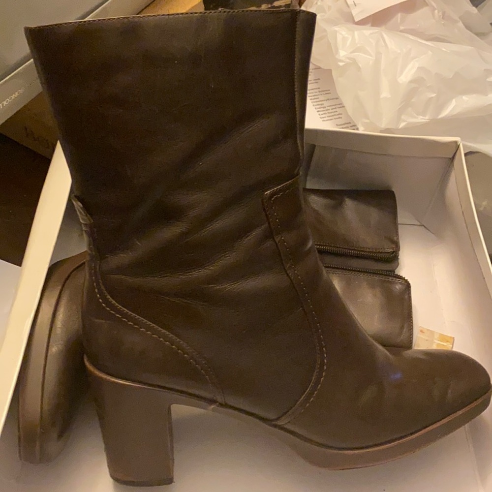 Nice heeled booties!